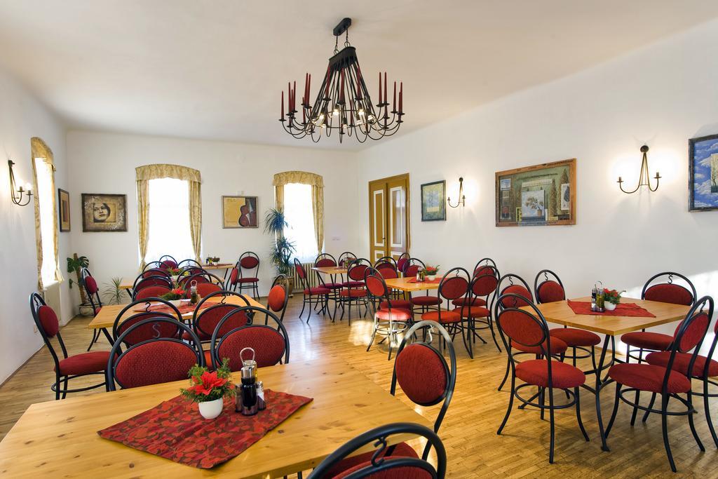 Hotel Sumava Vyšší Brod エクステリア 写真